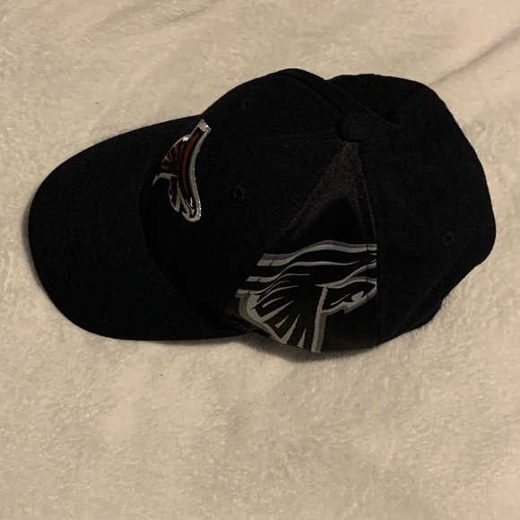 Atlanta Falcons hat - Picture 2 of 6